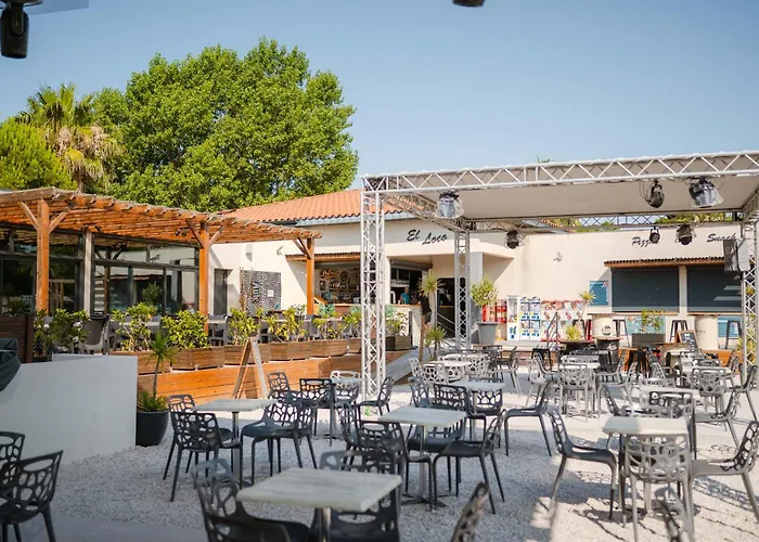 Grand Mobilhome Gsl A Cyprien Proche *