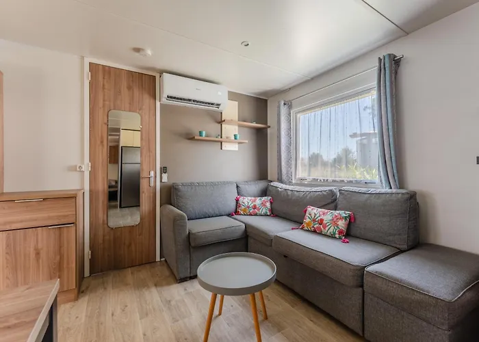 Grand Mobilhome Gsl A Cyprien Proche * 생시프리앙