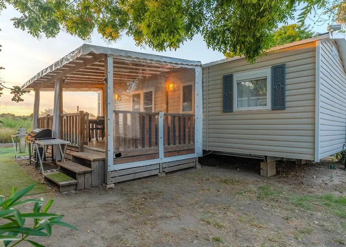 Grand Mobilhome Gsl A Cyprien Proche 캠프장 생시프리앙