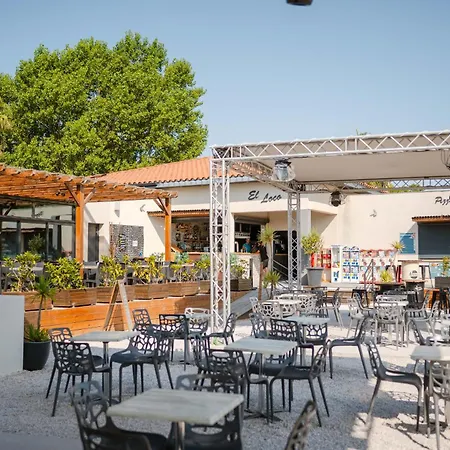Grand Mobilhome Gsl A Cyprien Proche *