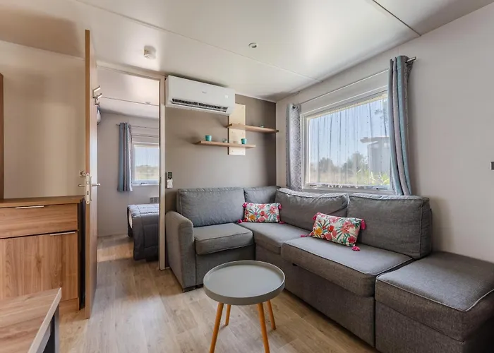 Κάμπινγκ Grand Mobilhome Gsl A Cyprien Proche Saint-Cyprien (Pyrenees-Orientales)